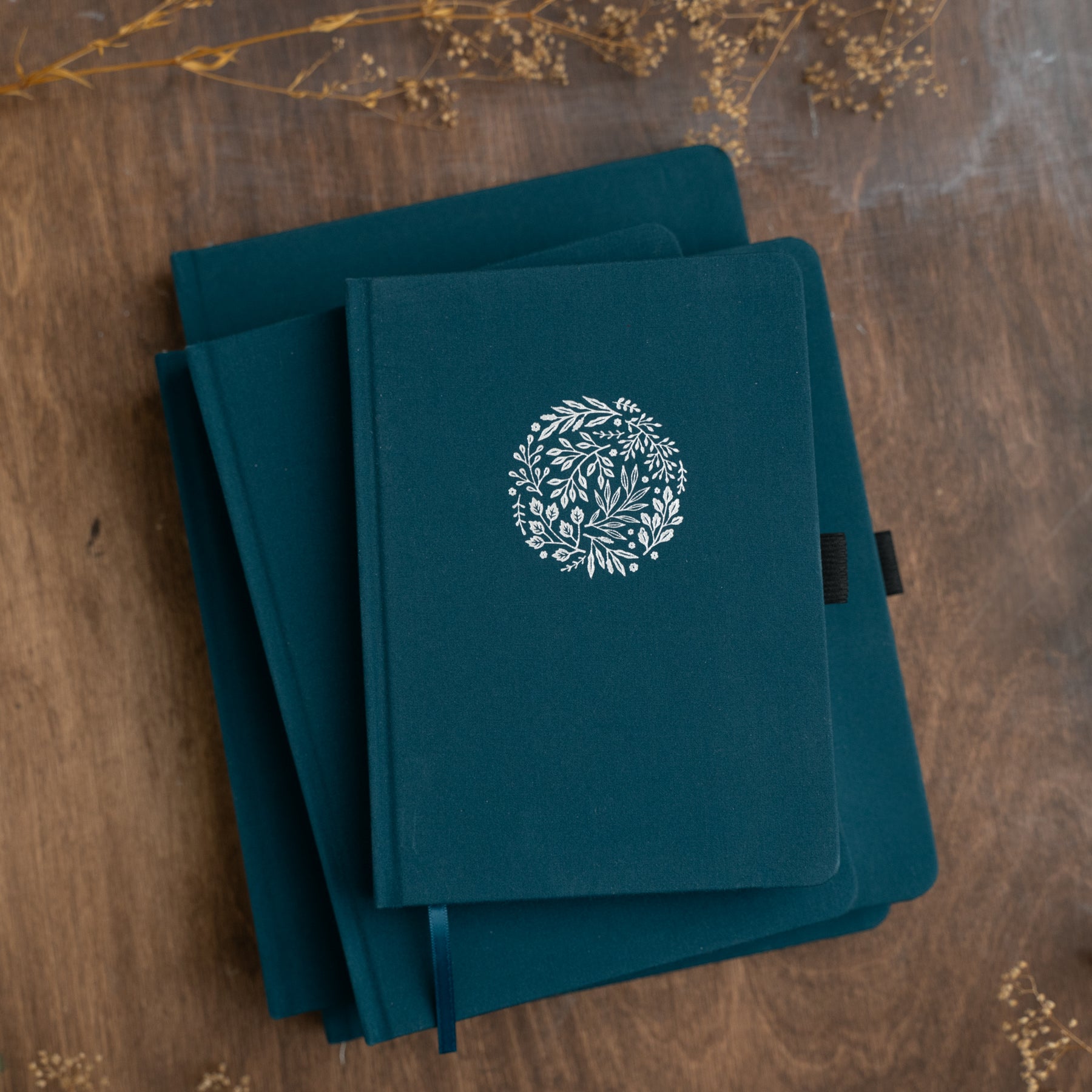 B6 Signature Floral: Dot Grid Notebook 4 8X8 Signature Floral: Dot Grid Notebook