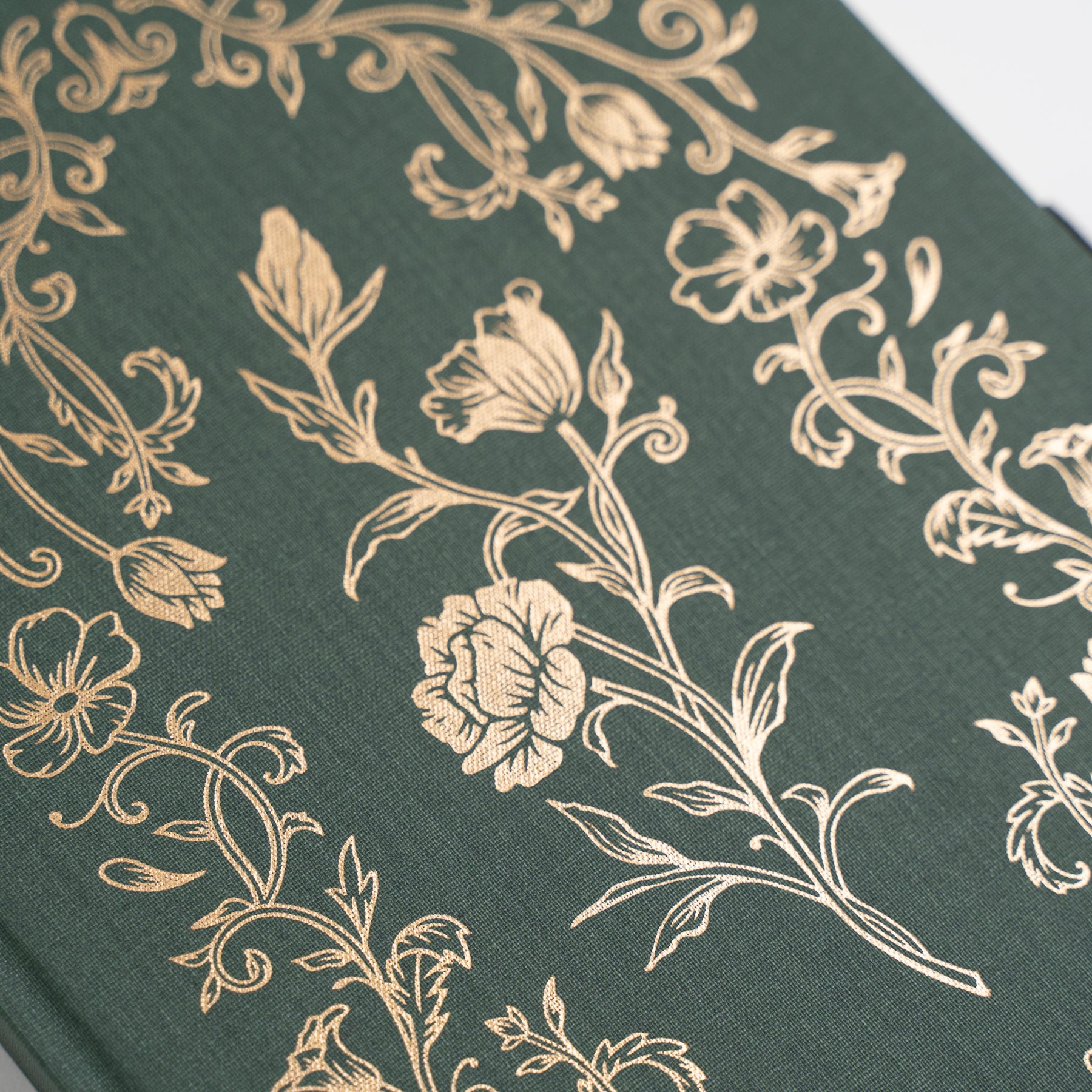 B6 Antique Floral: Dot Grid Notebook 6 A5 Antique Floral: Dot Grid Notebook