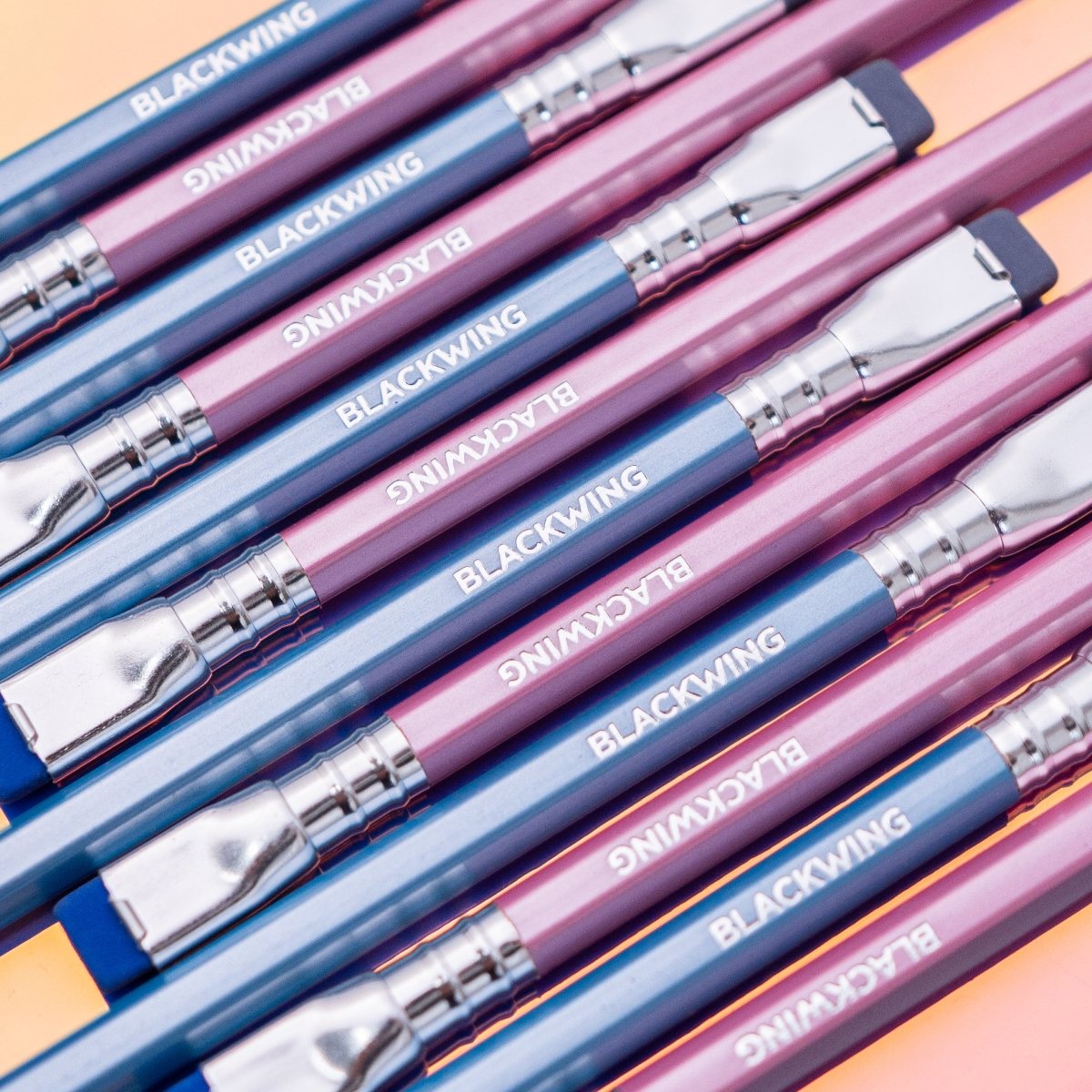 Blackwing Pearl Pencils (Set of 12) 7 Blackwing Pearl Pencils (Set of 12)