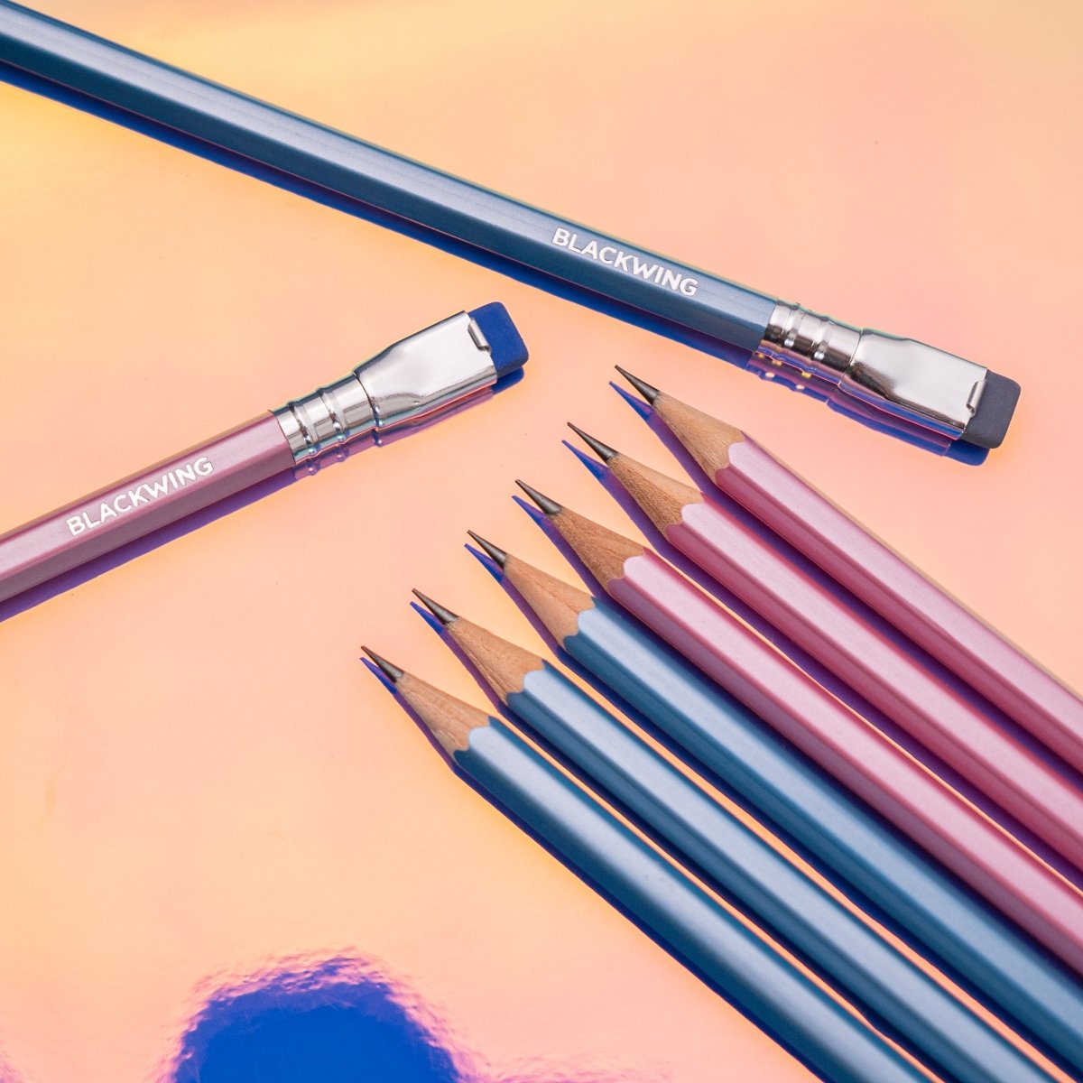 Blackwing Pearl Pencils (Set of 12) 8 Blackwing Pearl Pencils (Set of 12)