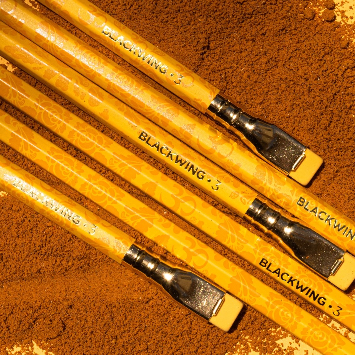 Blackwing Volume 3 (Set of 12) 2 Blackwing Volume 3 (Set of 12)